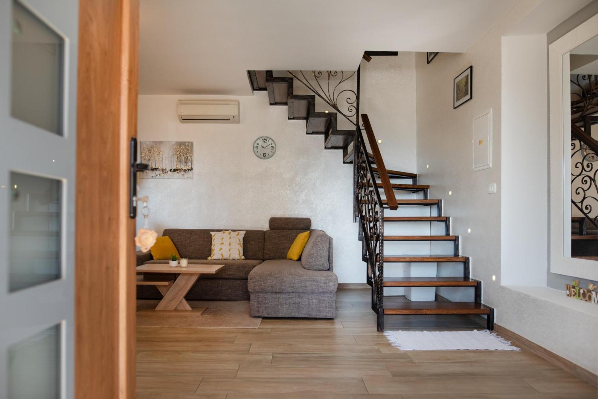 Апартаменты Truffle House Karlic Бузет Экстерьер фото