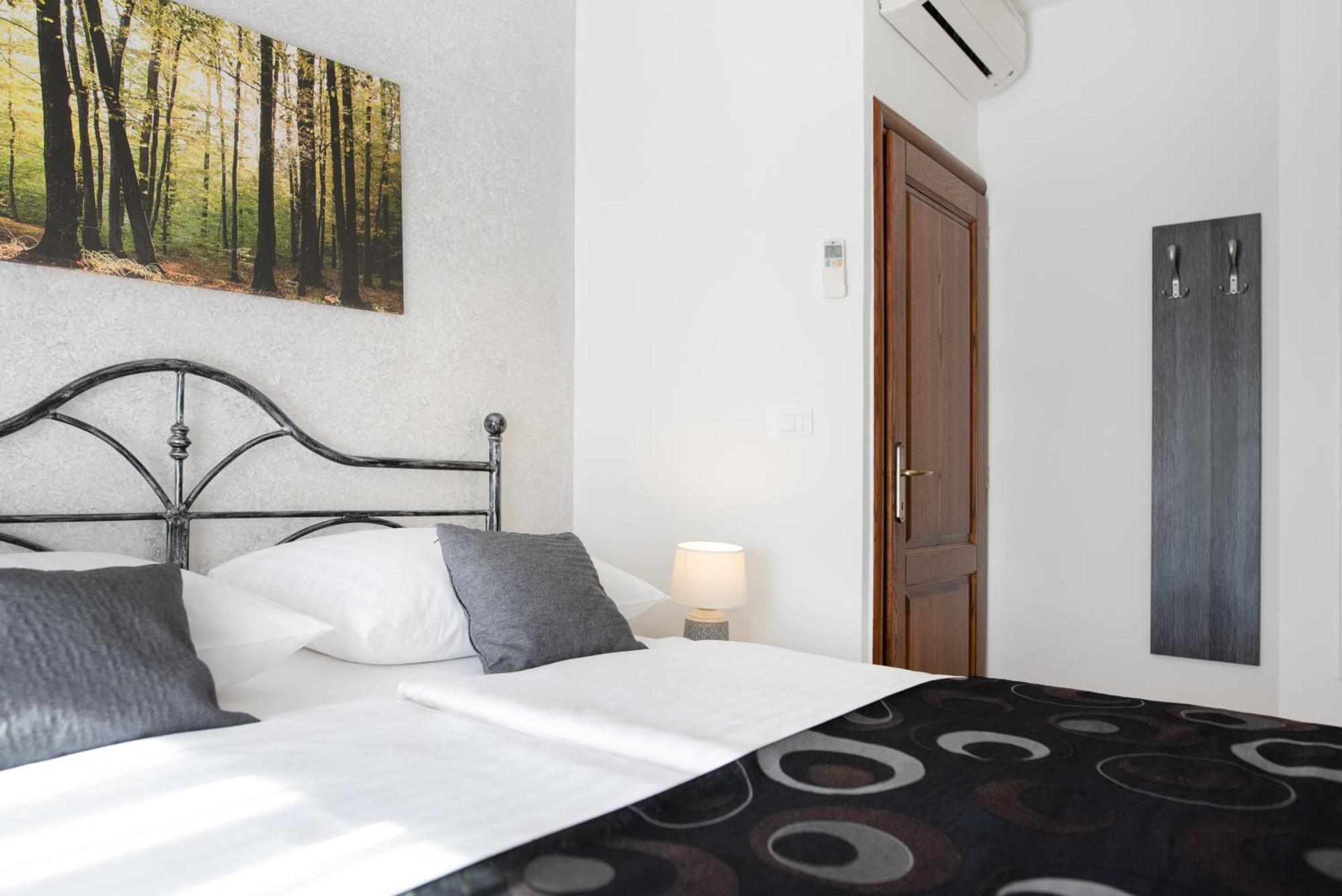 Апартаменты Truffle House Karlic Бузет Экстерьер фото